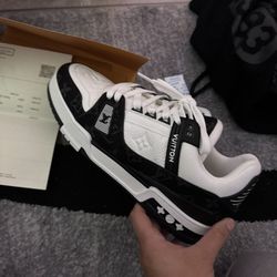 Louis Vuitton Trainers 