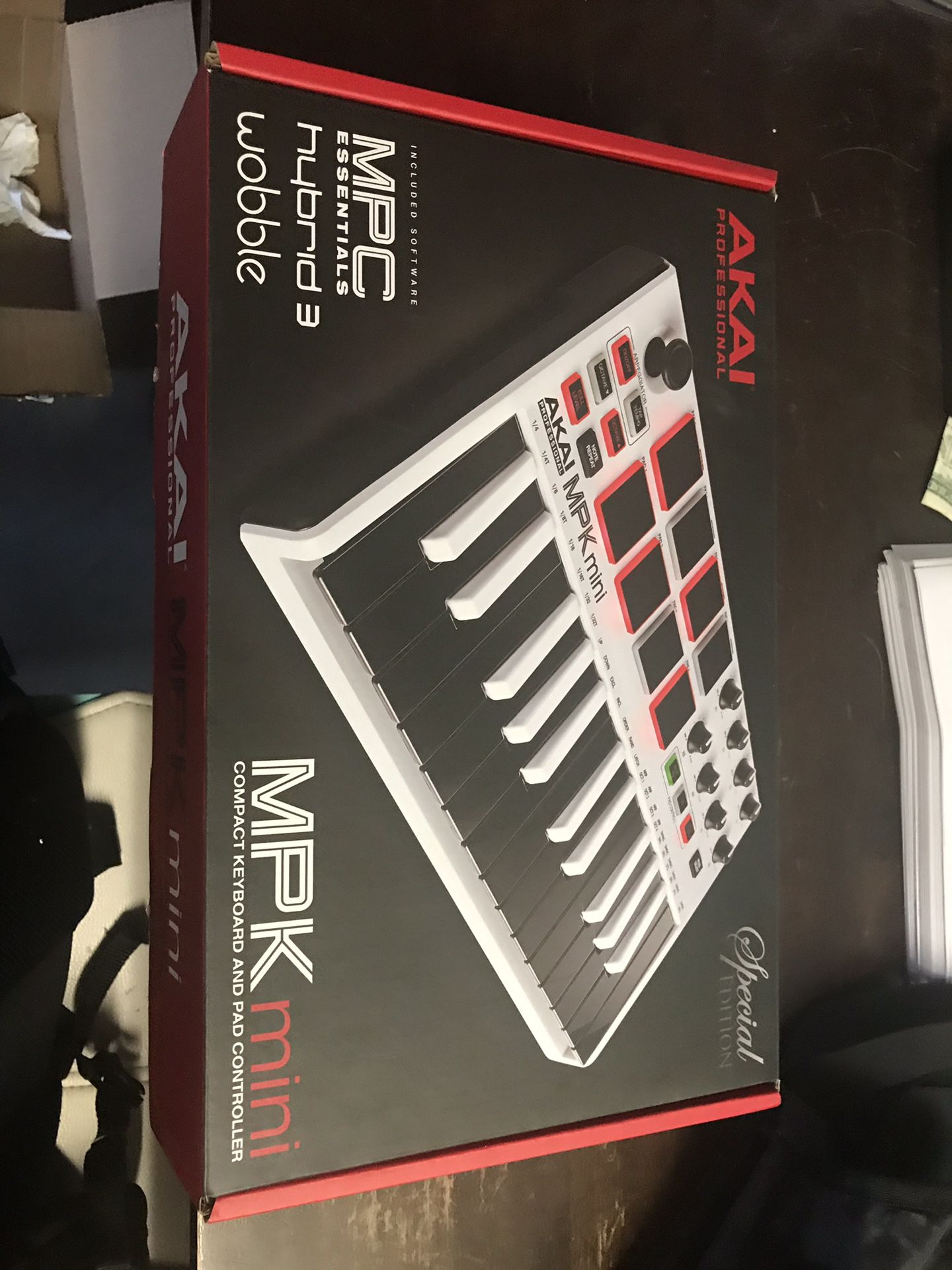 Akai MPK Mini Keyboard Controller