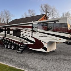 2019 Forest River  Riverstone 39FKTH