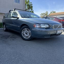 2004 Volvo V70