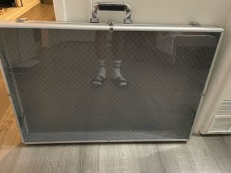 Card display case