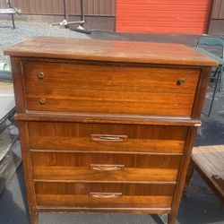 Vintage Harmony House Chest Of Drawers