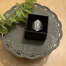Vintage style Noon Ring Sz 9