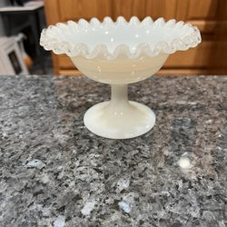 Vintage 1950’s Fenton Milk Glass Ruffled Edge Footed Pedestal Candy Fish.  Preowned Used Excellent Condition 
