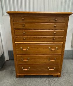Used Chest Of Drawers With 5 Drawers