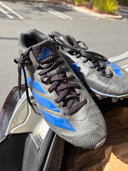 Boys football cleats