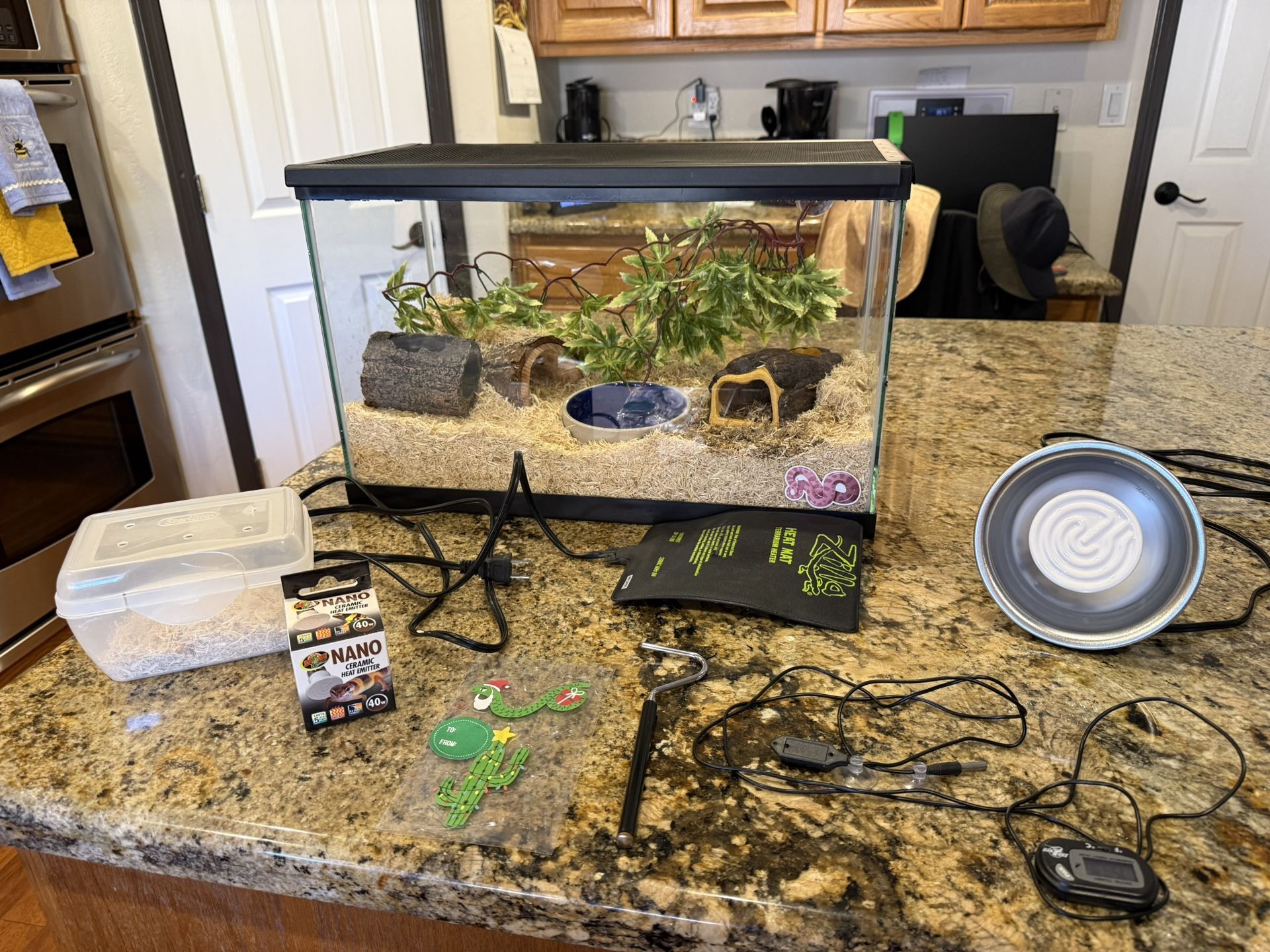 Reptile Habitat With Accessories