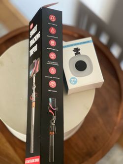 Q13 Smart Tracking Tripod 32-180cm - AI Face Tracking 360° + 2x Fill Lights - New in Box