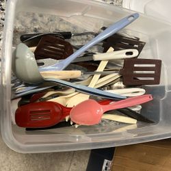 Assorted Utensils