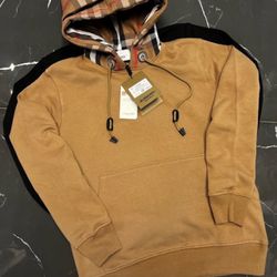 BURBERRY HOODIES SIZE SMALL/MED