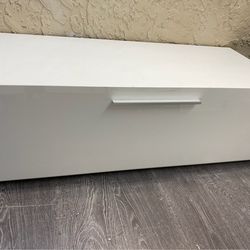 White High Gloss TV Stand Storage Console - Local Delivery Available for a Fee -See My Items