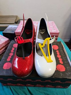Hot Chocolate Design Heels size 8