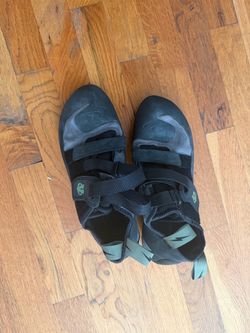 EVOLV climbing shoe