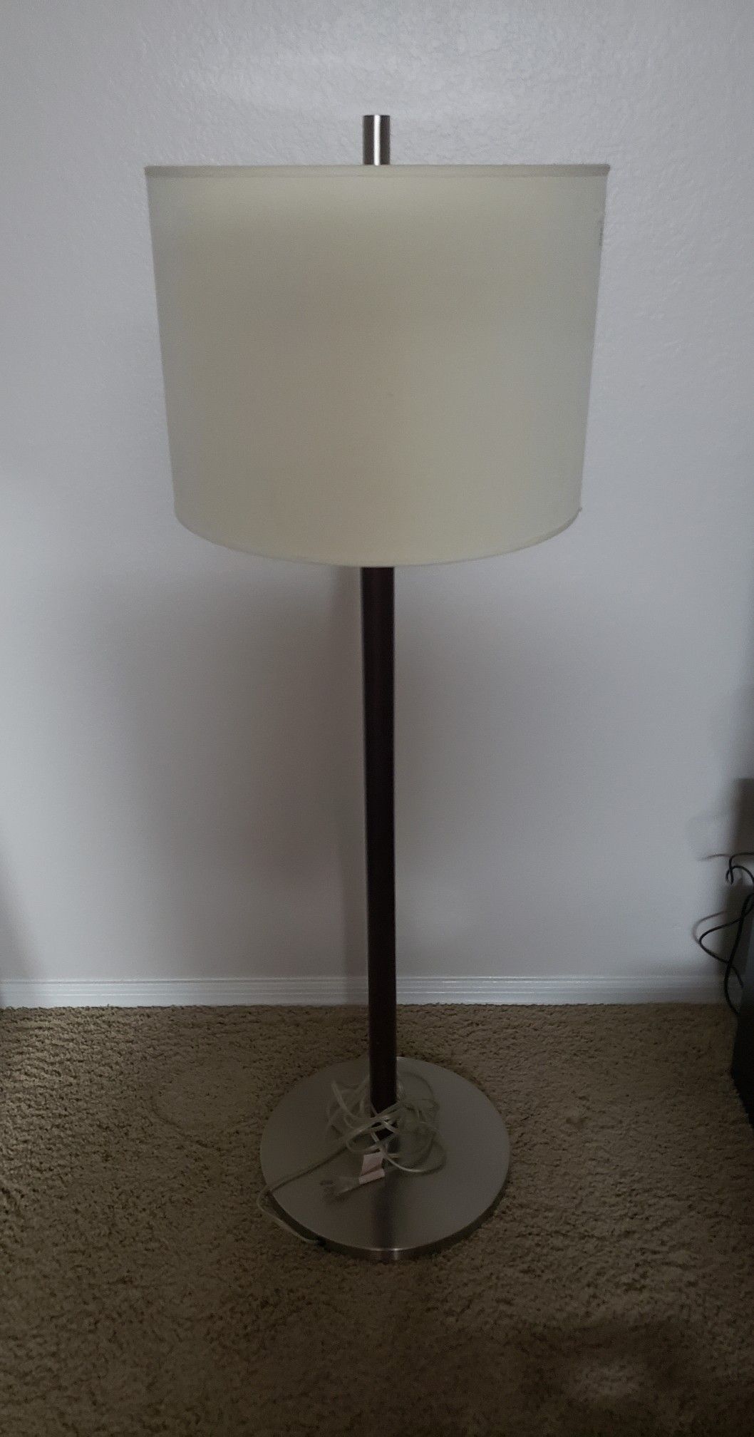 Lovely (heavy/sturdy) Floor Lamp $20 OBO