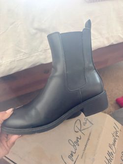 Black Boots