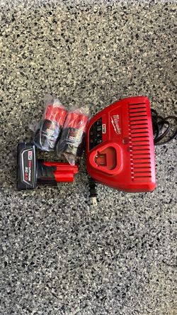 Milwaukee Battery And Charger 