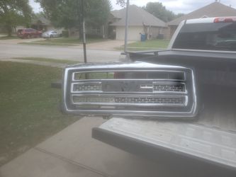 2015 GmC Sierra Grill