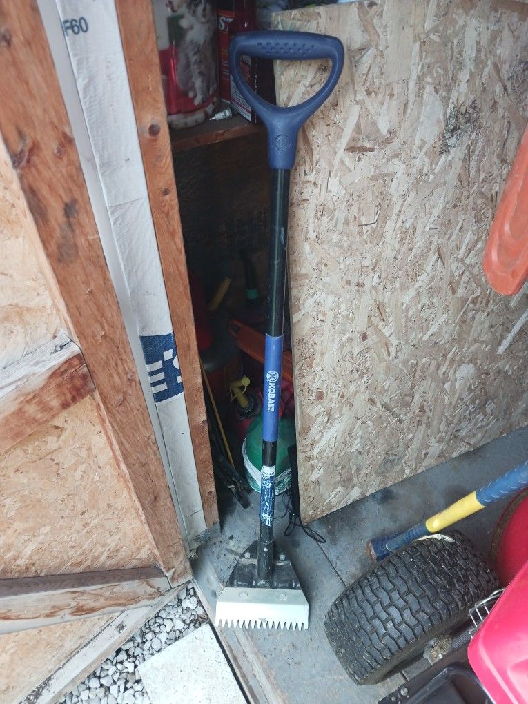 Kobalt Roof Spade