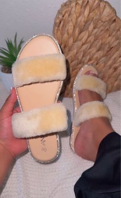 Women’s sandals