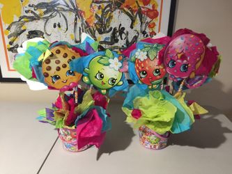 Shopking center piece