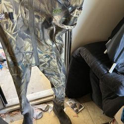 Cabelas Fishing Hunting Waders 