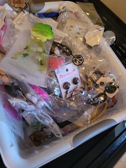 10 SetsRandom Necklace Sets Or Earrings Or Braclets Mix