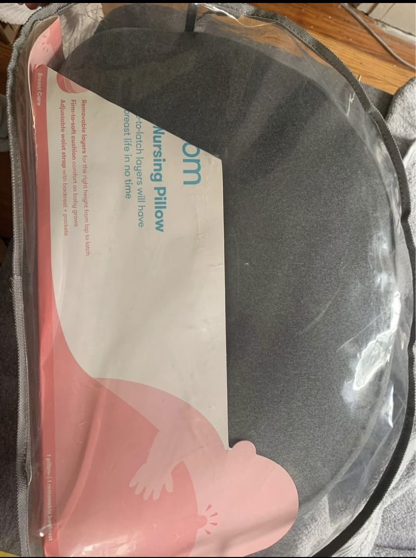 FridaMom Pillow