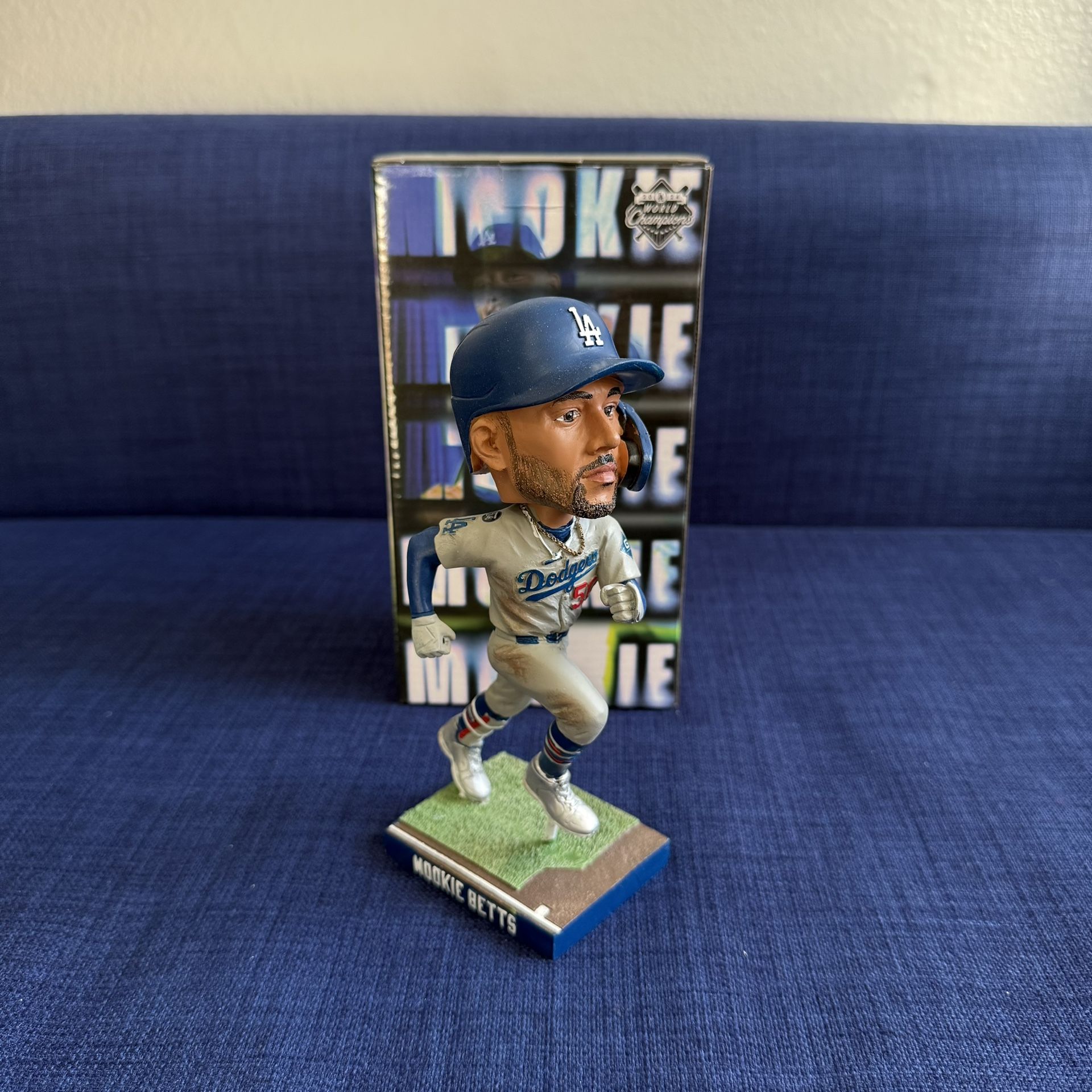 2025 Mookie Betts Bobblehead Los Angeles Dodgers SGA World Series Champions