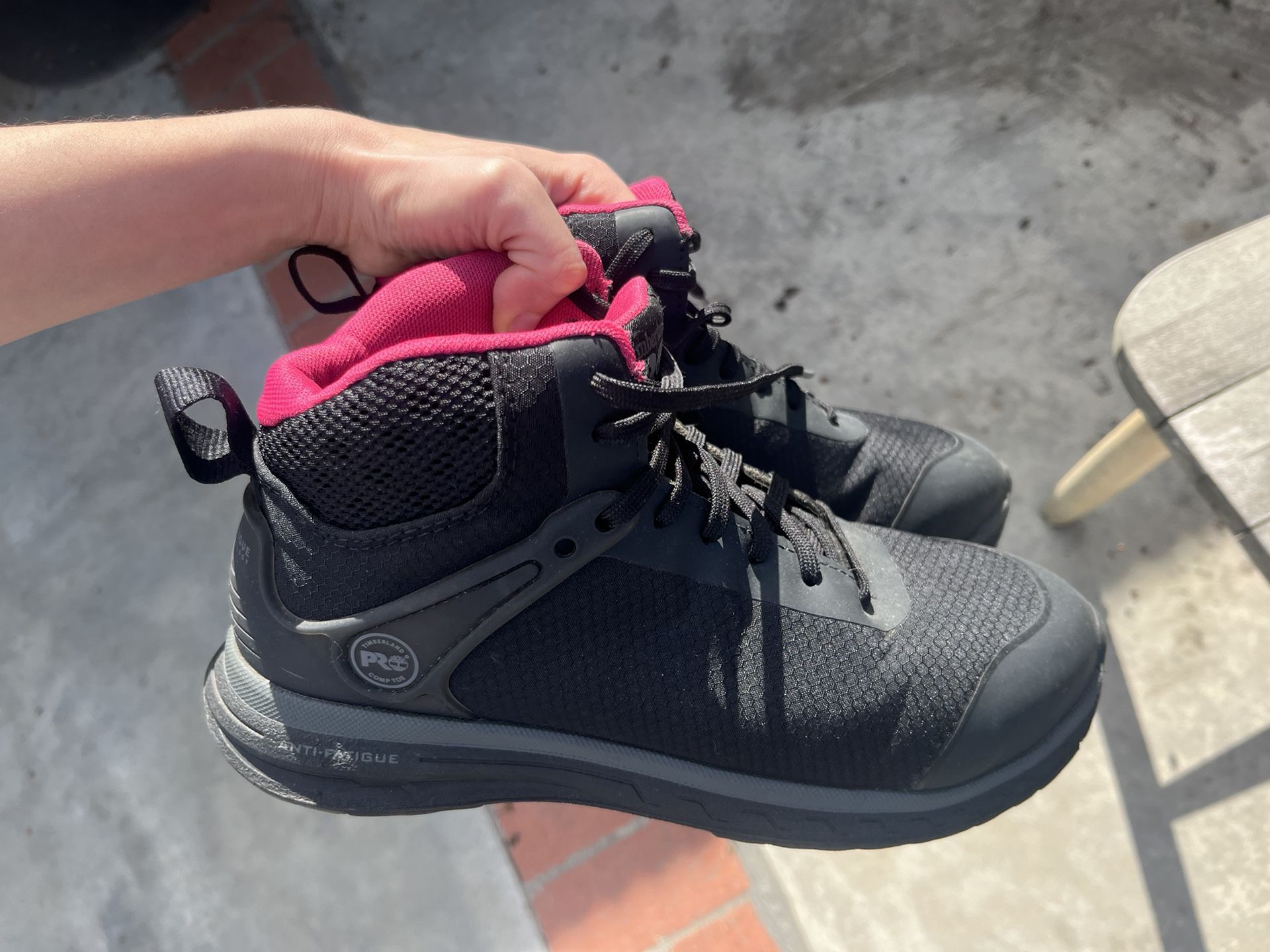 Timberland PRO Women’s Drivetrain Mid Composite Toe Shoe Size (7.5)