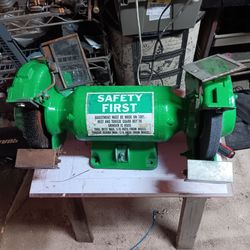 Bench grinder