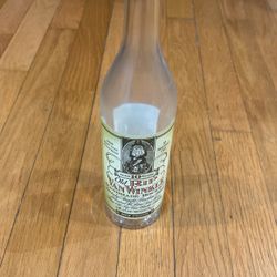 Van Winkle 10 Years Vintage Bottle