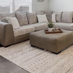 Large Rooms To Go Sectional
