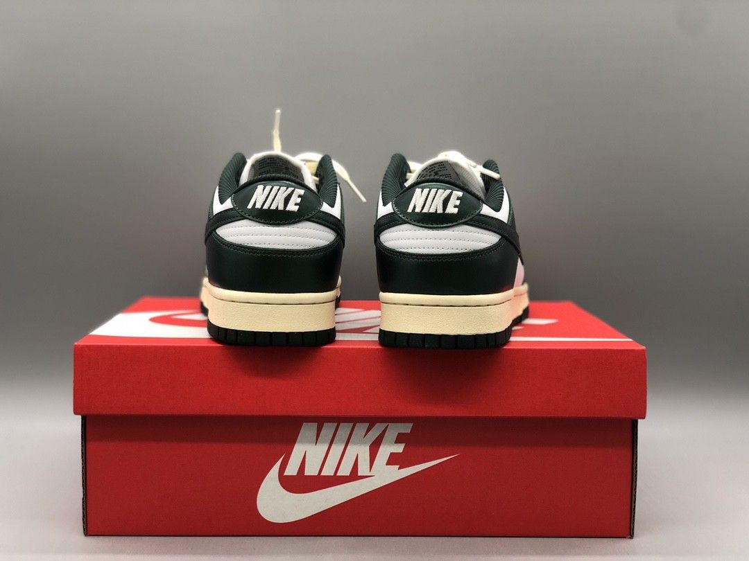 Nike Dunk Low Vintage Green