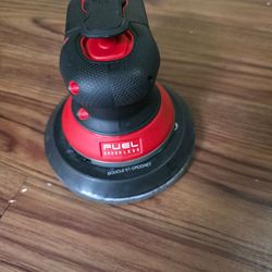 Milwaukee random orbital sander