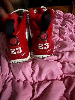 red and white 9s