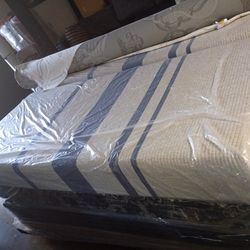 CALI-KING SPLIT MEMORY FOAM MATTRESS