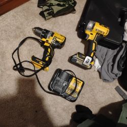DeWalt Impact And Drill With Charger And One Battery 