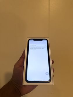 iPhone 11 | 64GB Mint condition Unlocked