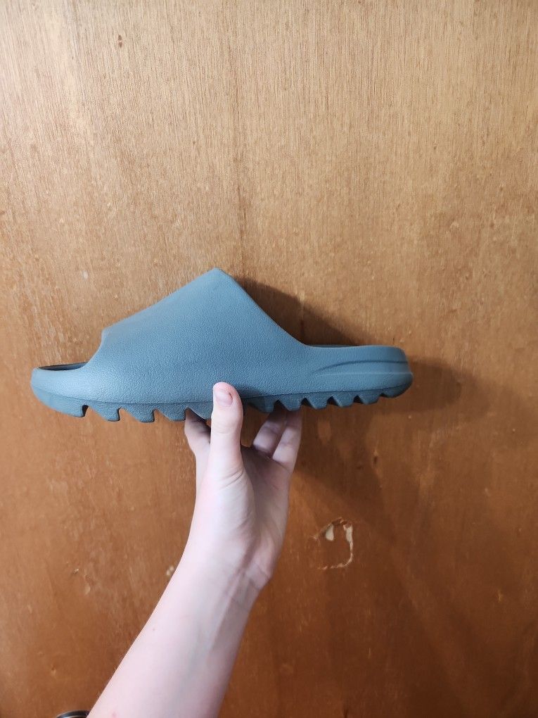 Yeezy Slides