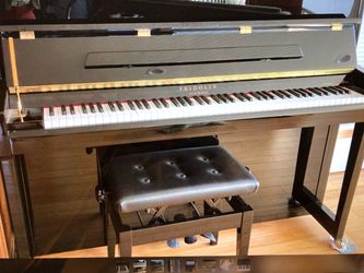 Beautiful Schimmel Upright Piano – Excellent Condition