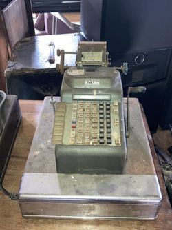  ANTIQUE  cash register