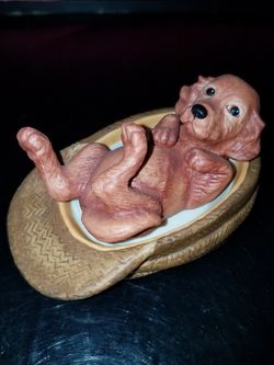 Golden retriever dog figurine