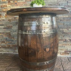 Jack Daniels Whiskey barrels 