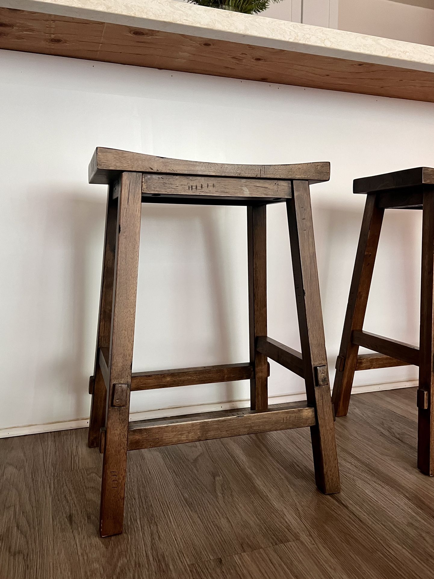 Halifax Farmhouse Wood Counter Height Barstool Furniture
