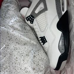 Jordan 4