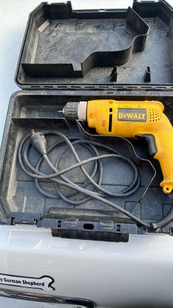 DEWALT DRILL AND CASE 