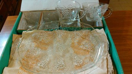 Antique Anchor Glass Snack Set