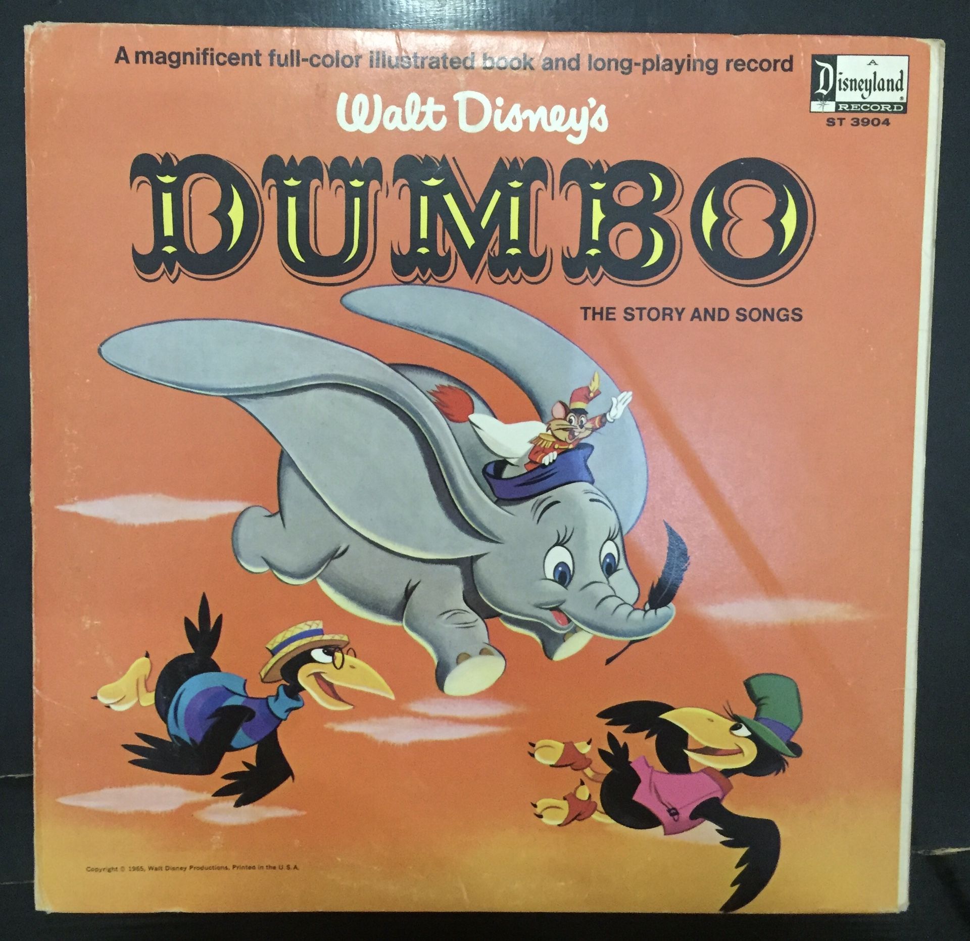 1965 Original Disney Storybook Album Of “Dumbo“ – Mint Condition, Very Rare And Collectible.