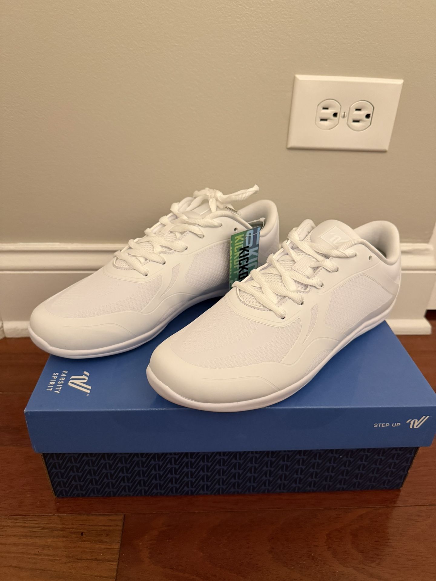 Varisty Kickoff Cheer Shoes