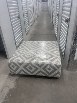Pre Own New Ottoman